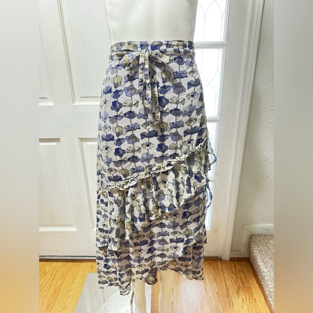 Eva Mendes Floral Blue and Cream Women's Long Skirt Size Large. L-9